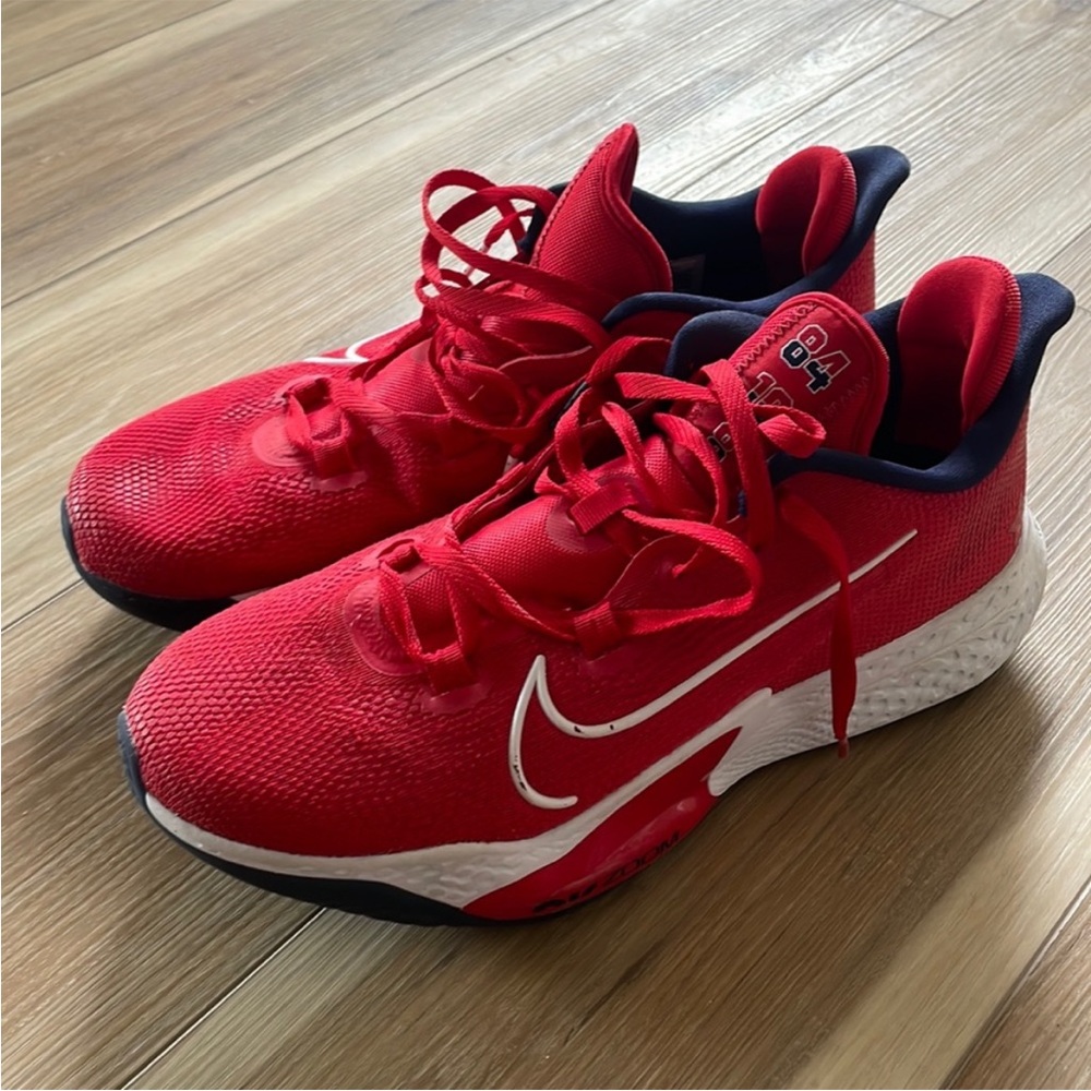 Nike zoom basketball shoes
